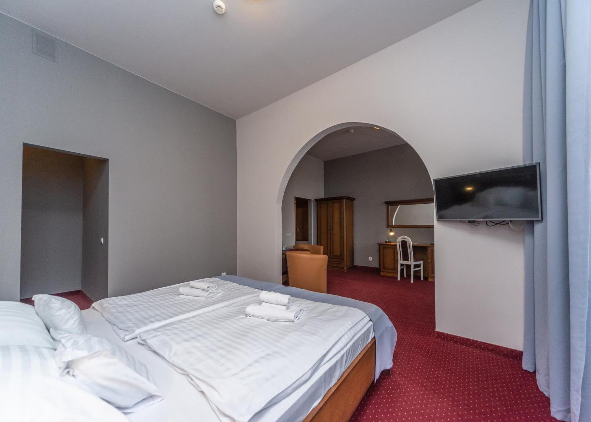 Hotel Marczewski Bielsko-Biala Exterior photo